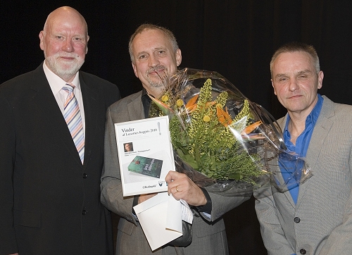 Jussi Adler-Olsen modtager Læsernes bogpris 2010